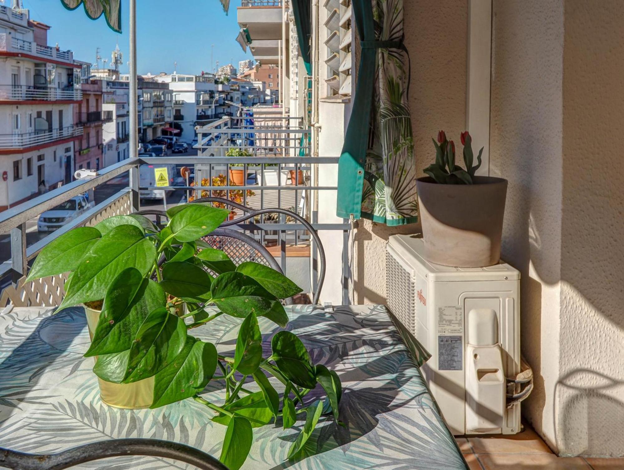 Apartment Le Blanc By Hello Homes Sitges